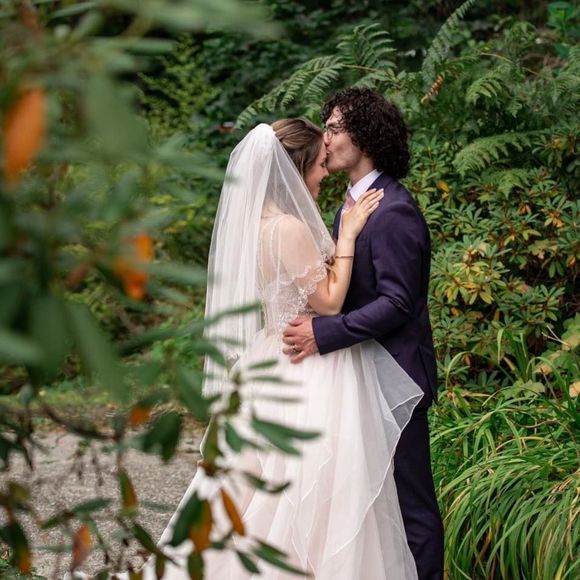 Meet your Posher, Monique - Picture 1 of 1